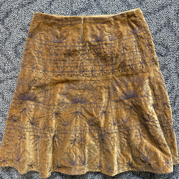Vintage Nanette Lepore Gold Velvet Skirt - Picture 3 of 4